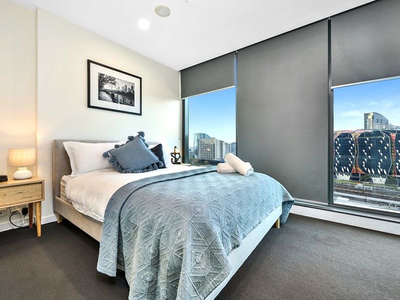 Spencer St Serenity: Stylish Urban Escape in the CBD