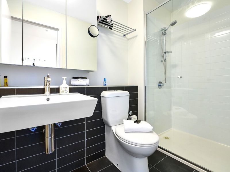 Spencer St Serenity: Stylish Urban Escape in the CBD