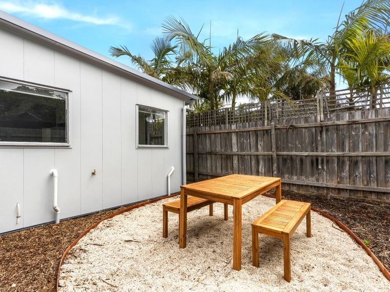 Rosebud Beachfront Haven — Coastal Bliss Three