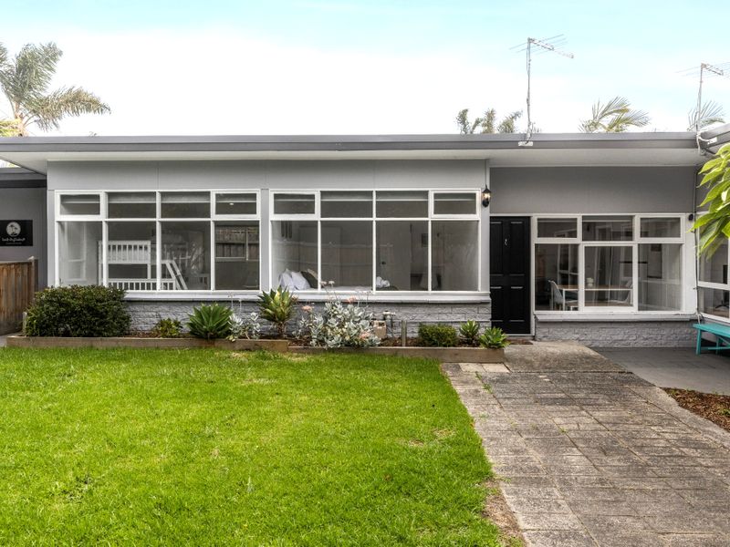 Rosebud Beachfront Haven — Coastal Bliss Three