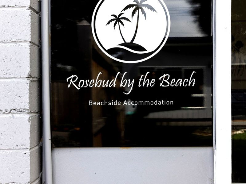 Rosebud Beachfront Haven — Coastal Bliss Two