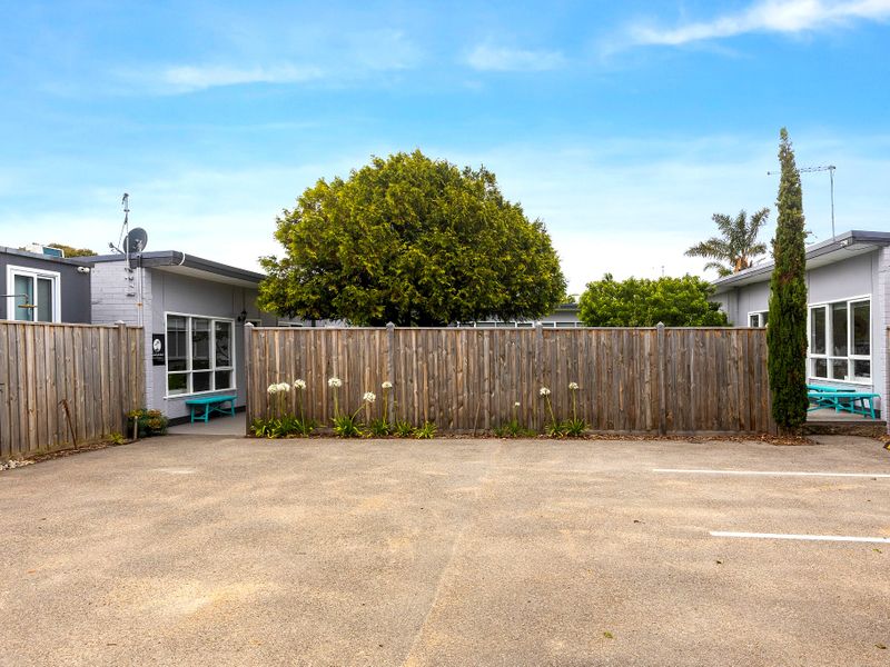 Rosebud Beachfront Haven — Coastal Bliss Two
