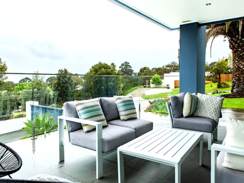 Infinity Pool & Fireplaces with Sea View Trees