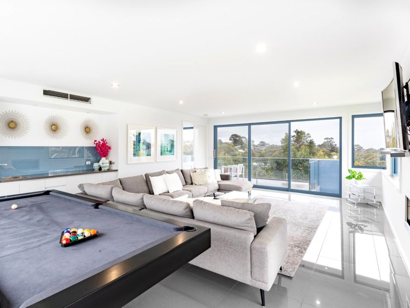 Infinity Pool & Fireplaces with Sea View Trees