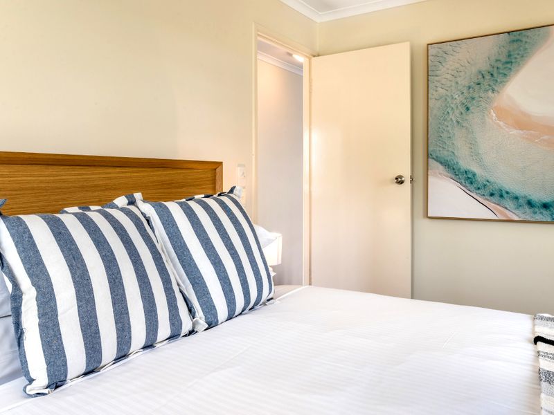 Coastal Style Living – 2 Bed + Study Retreat
