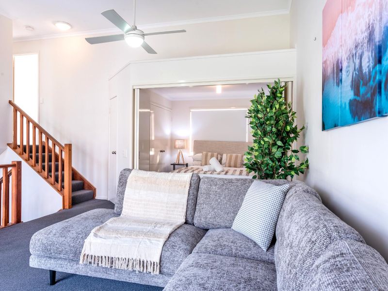 Coastal Style Living – 2 Bed + Study Retreat