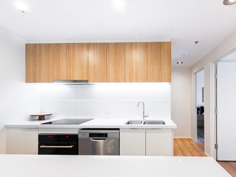 Well-equipped kitchen