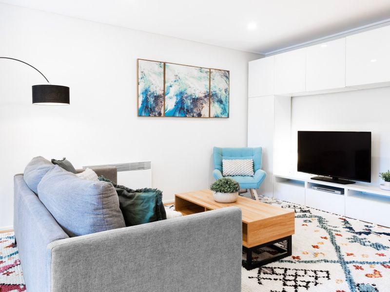 Melbourne Apartment with Pool, Spa & Tennis Court