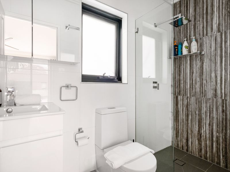 Master En-Suite