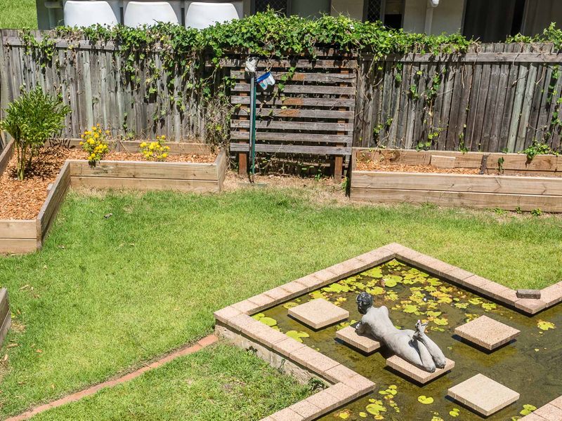 Willow – Charming Retreat with Garden & Patio