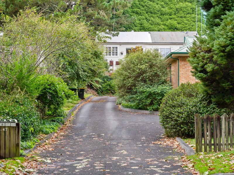 Vibrant Street View: The charming street view of the property, showcasing the peaceful neighborhood.