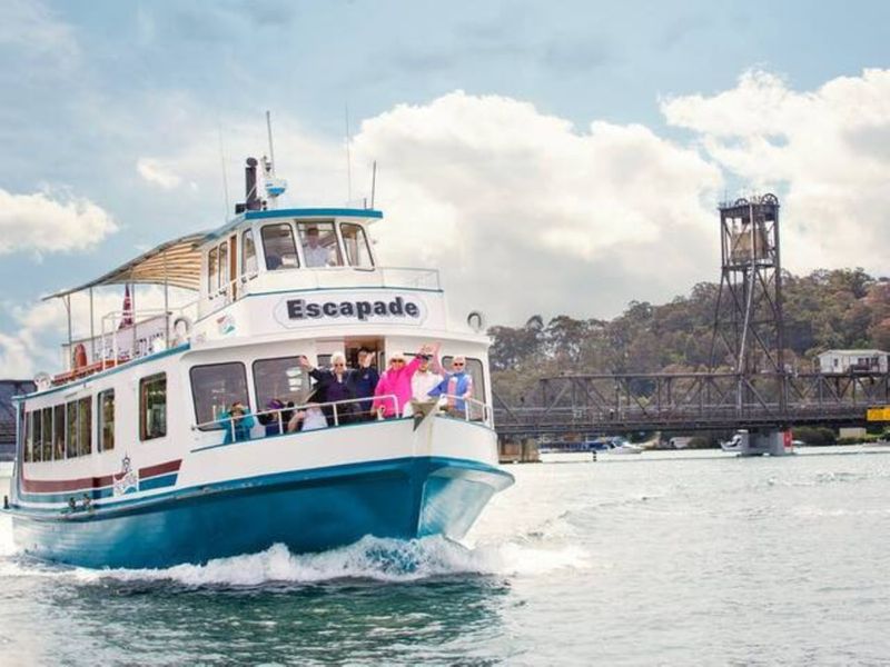 Hop on river cruise - MV Merinda Cruises