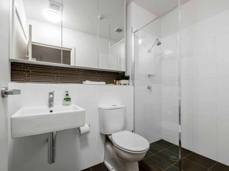 Modern Bathroom