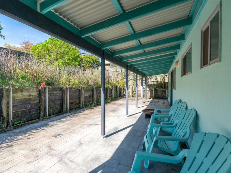 Rennies Beach Waterfront Family Escape
