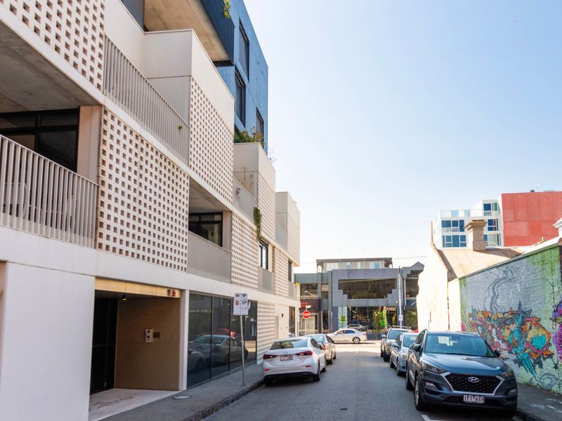 Art, Culture & Coffee – Your Perfect Fitzroy Escape