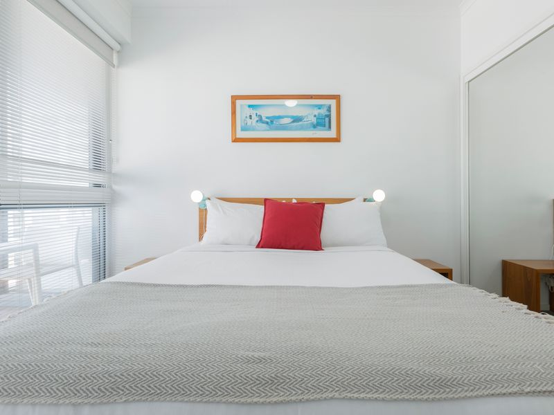 Relax & Unwind | 2BR Apartment w/ Pool & Gym