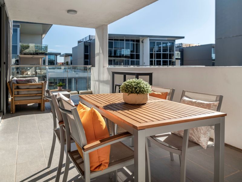 Balcony area