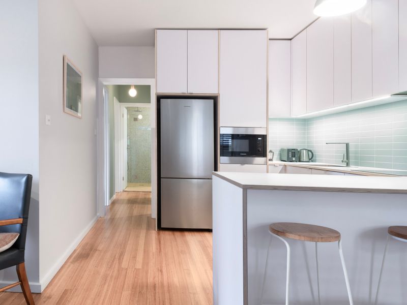 2BR Elsternwick Escape with Courtyard