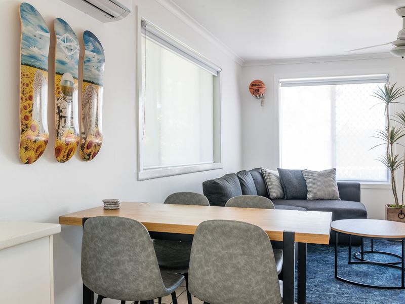 Coastal Comfort in Labrador – Family-Friendly!