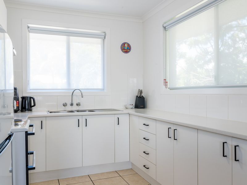 Coastal Comfort in Labrador – Family-Friendly!