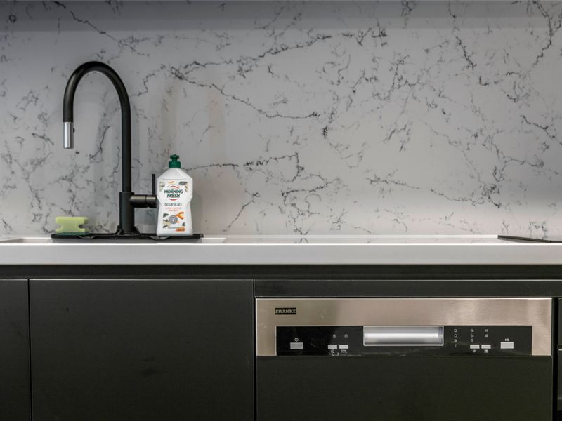 Luxury 1-Bedroom Apartment in Allara St Canberra