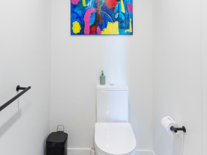 City Views | Unique Carlton Stay
