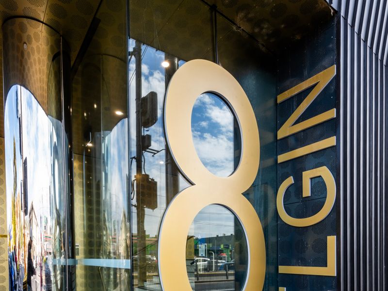 City Views | Unique Carlton Stay