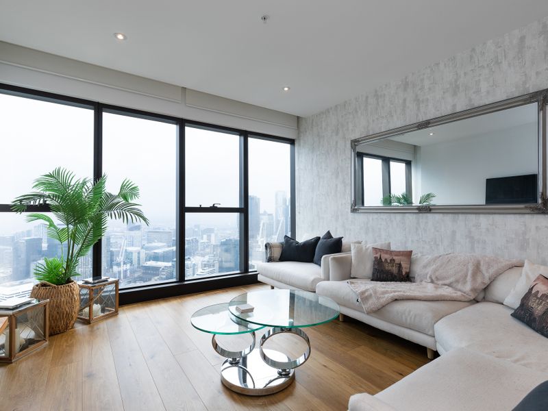 The Pearl Retreat | Elegant 2BR Apartment w Parking
