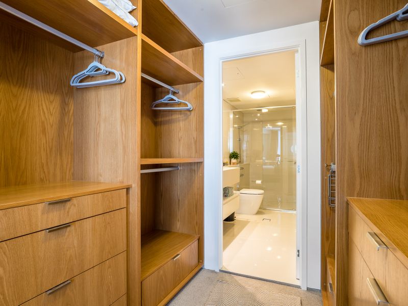 West End Getaway – Heated Pool!