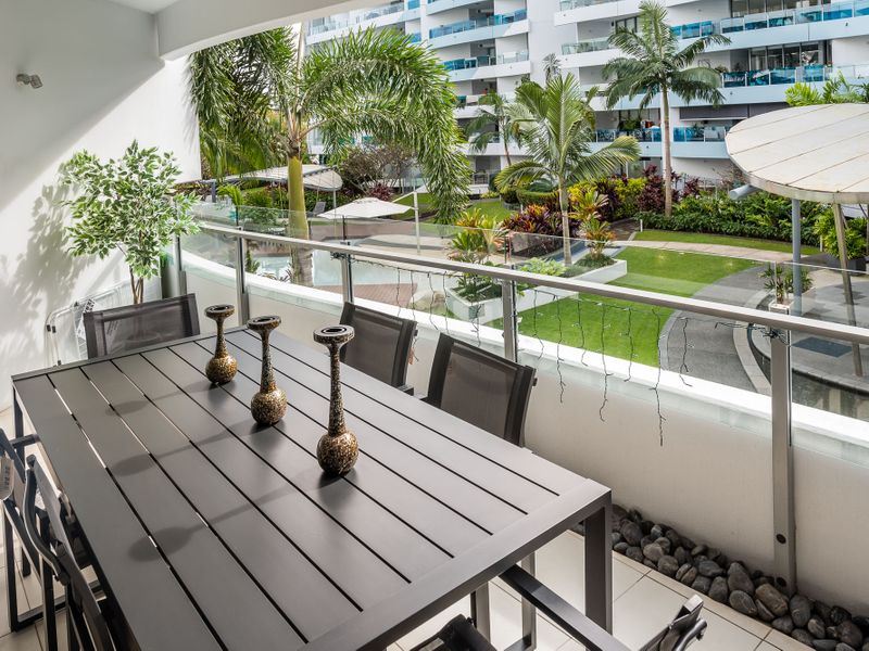 West End Getaway – Heated Pool!