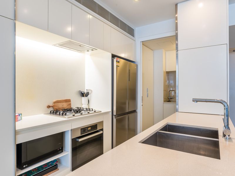 West End Getaway – Heated Pool!