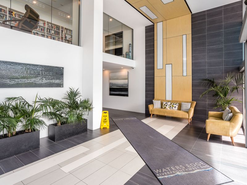 West End Getaway – Heated Pool!