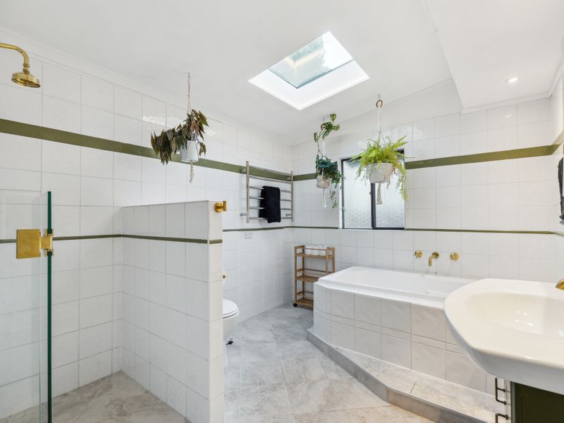 Bathroom Area 
