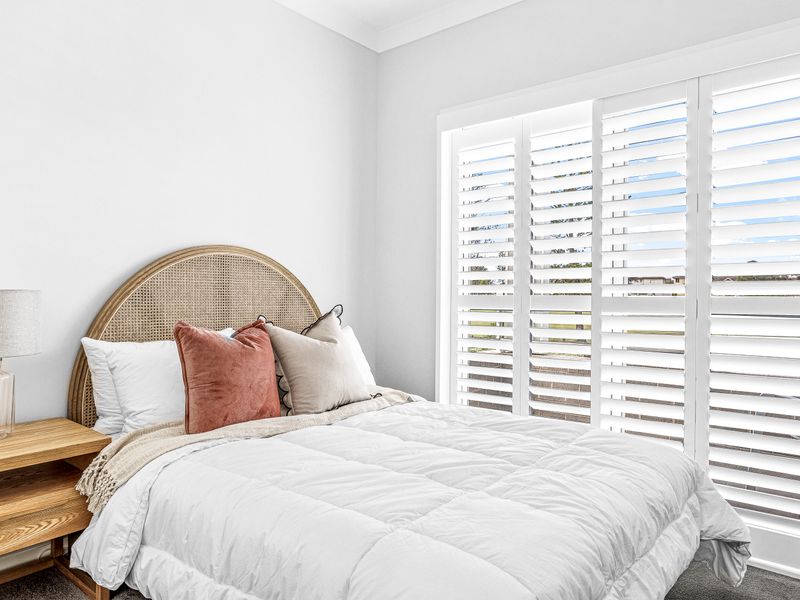 Modern 4-Bed Home Close to Beach in Barrack Point
