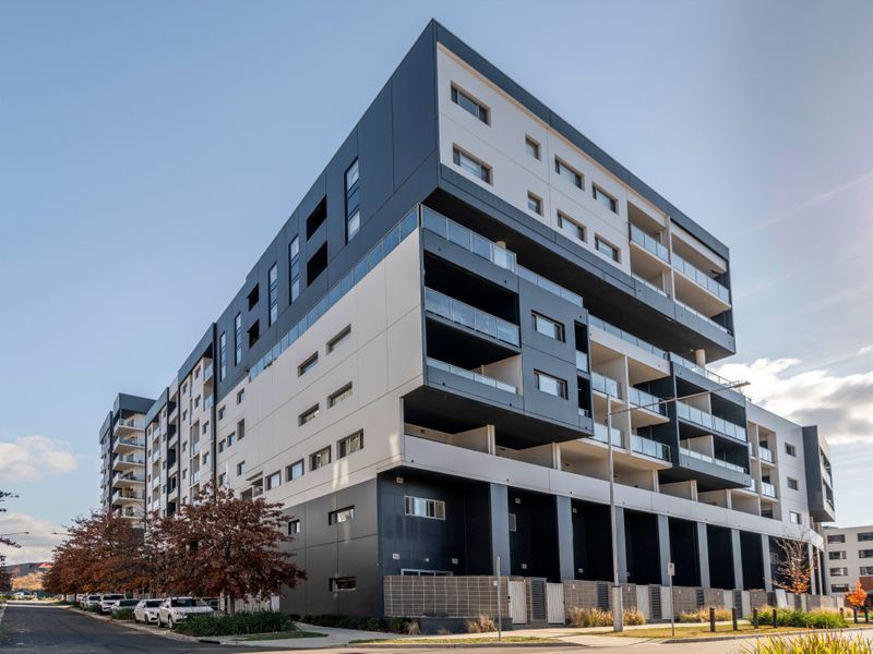 Building Facade