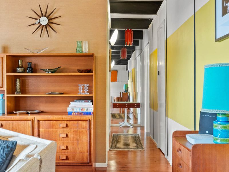 Simplicity with a touch of retro.