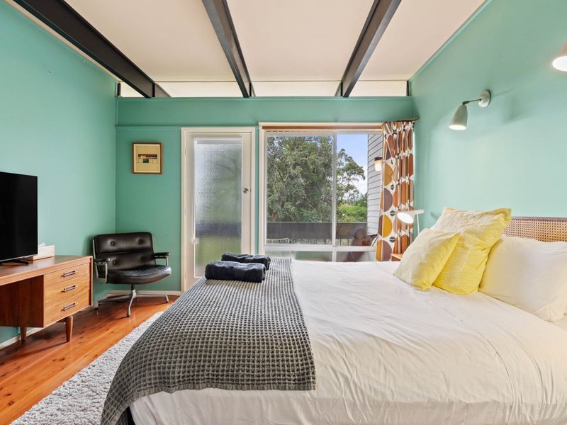 A 1960s Icon Nino Beachcomber