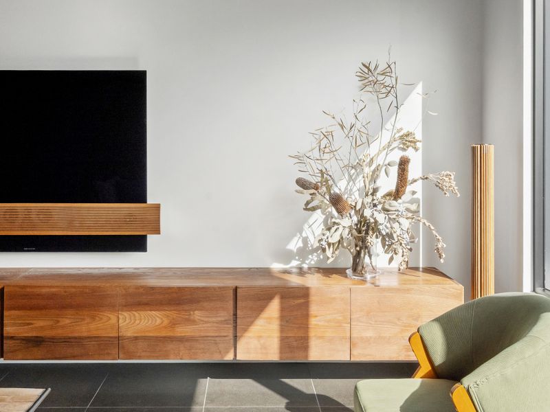 Bringing warmth and style to the heart of the home.