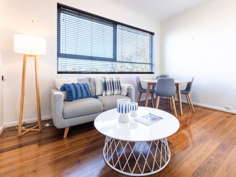 Loungeroom
