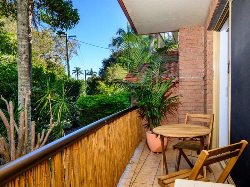Coastal Calm on Brooke – Sleeps 4 Guests