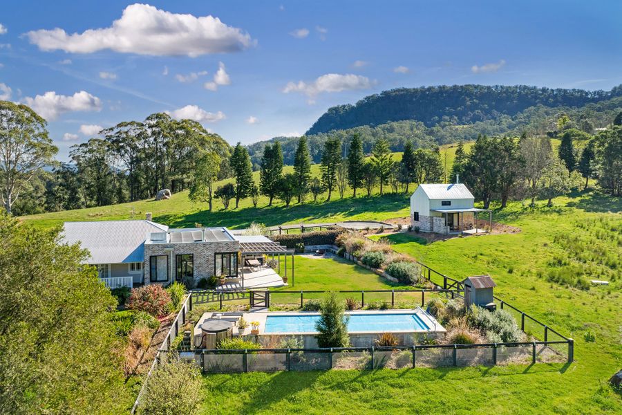 Hide and Seek, Kangaroo Valley