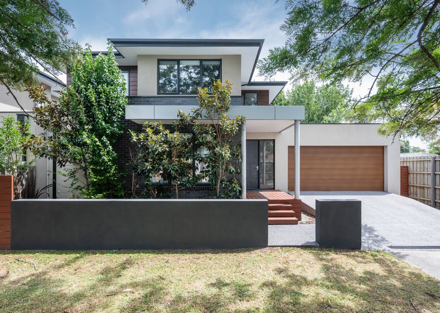 Aura Family Home by the Bay