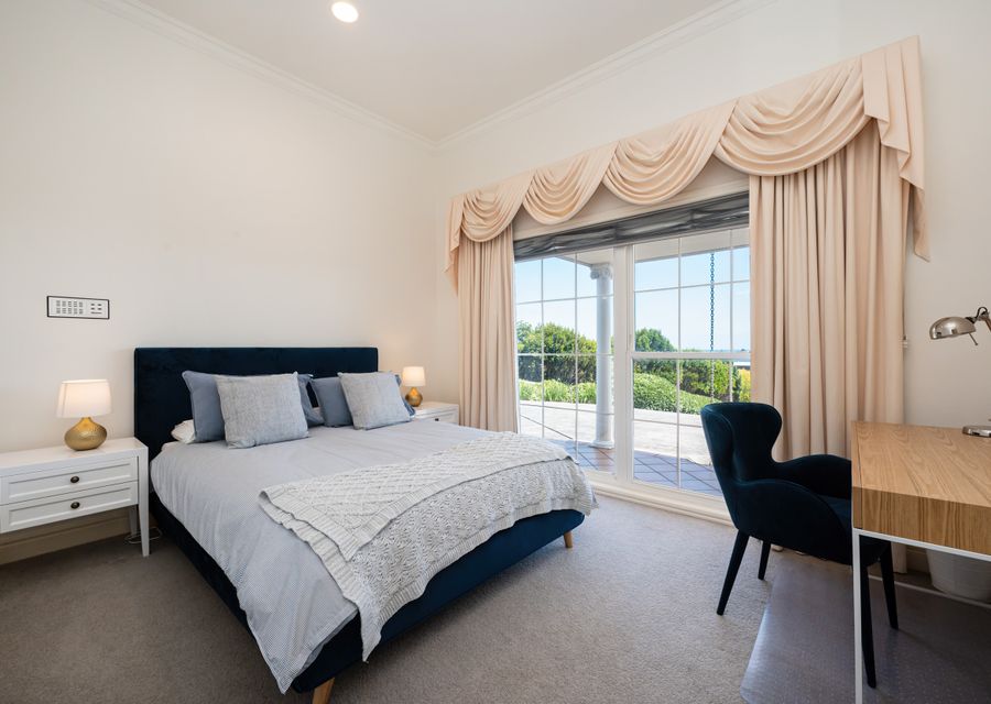 Third bedroom with queen bed 