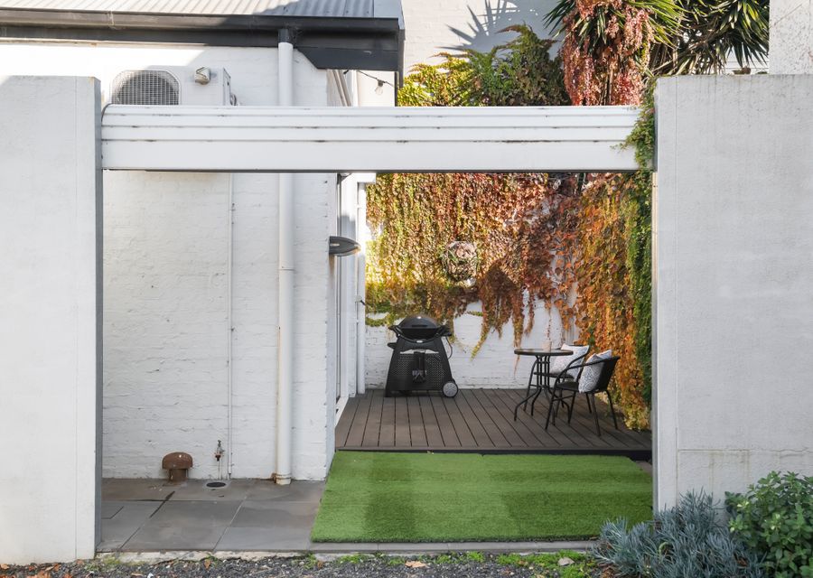 Private courtyard with own roller door access from external