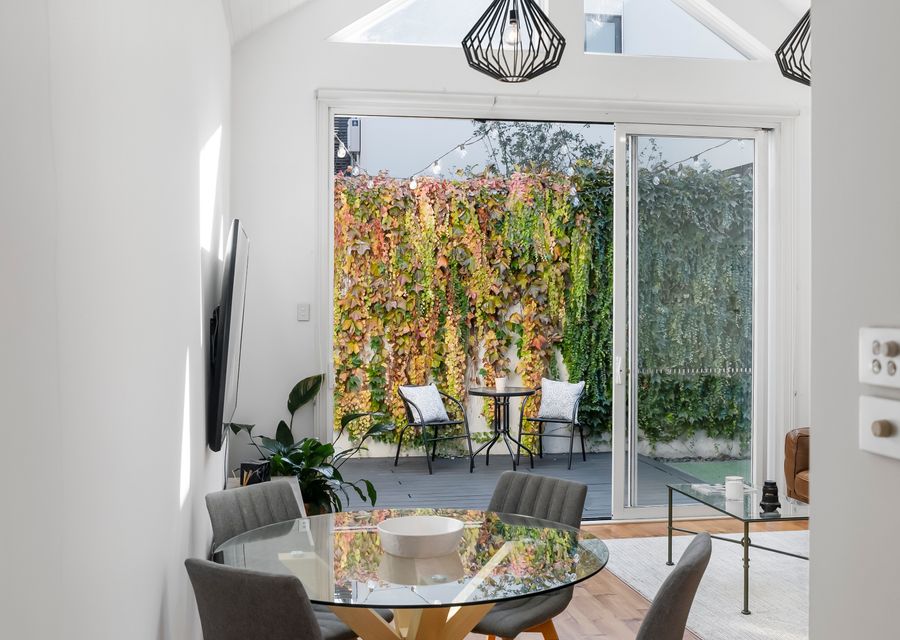 Enjoy the high ceilings and the bright light that fills this great space