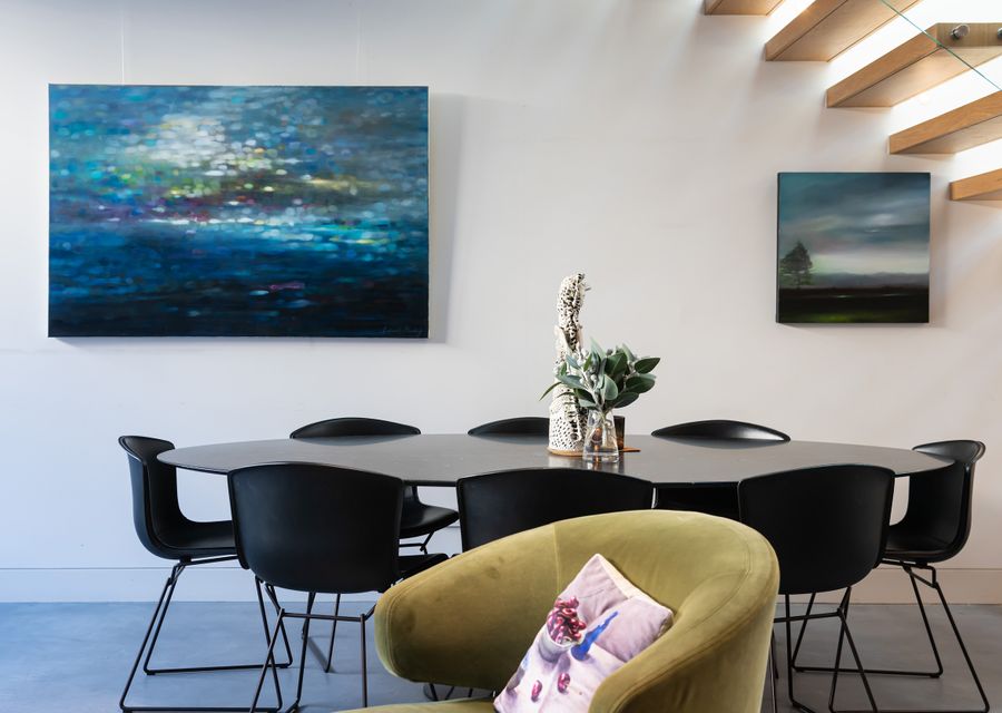 Dining table 