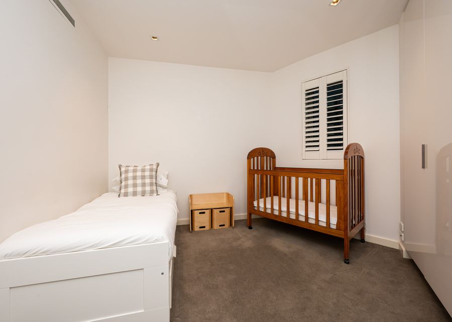 Bedroom 3 with Crib and single bed