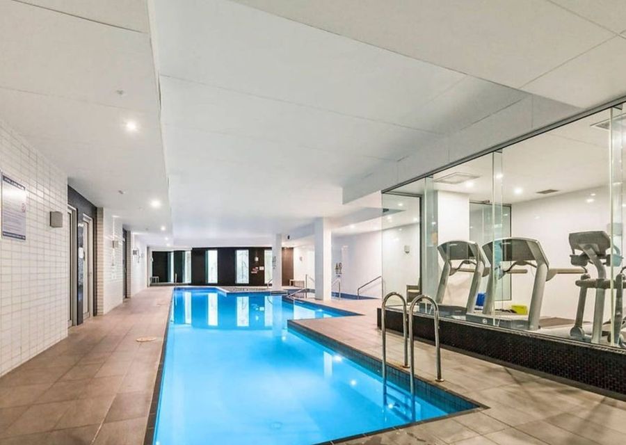 Heated pool and gym 