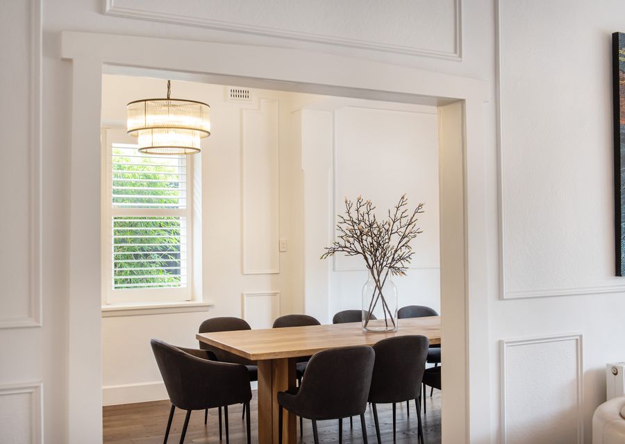 Formal dining area 
