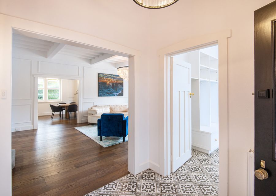 Court and Coast – Brighton